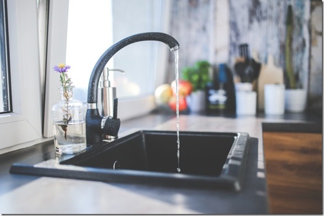 water-kitchen-black-design-medium