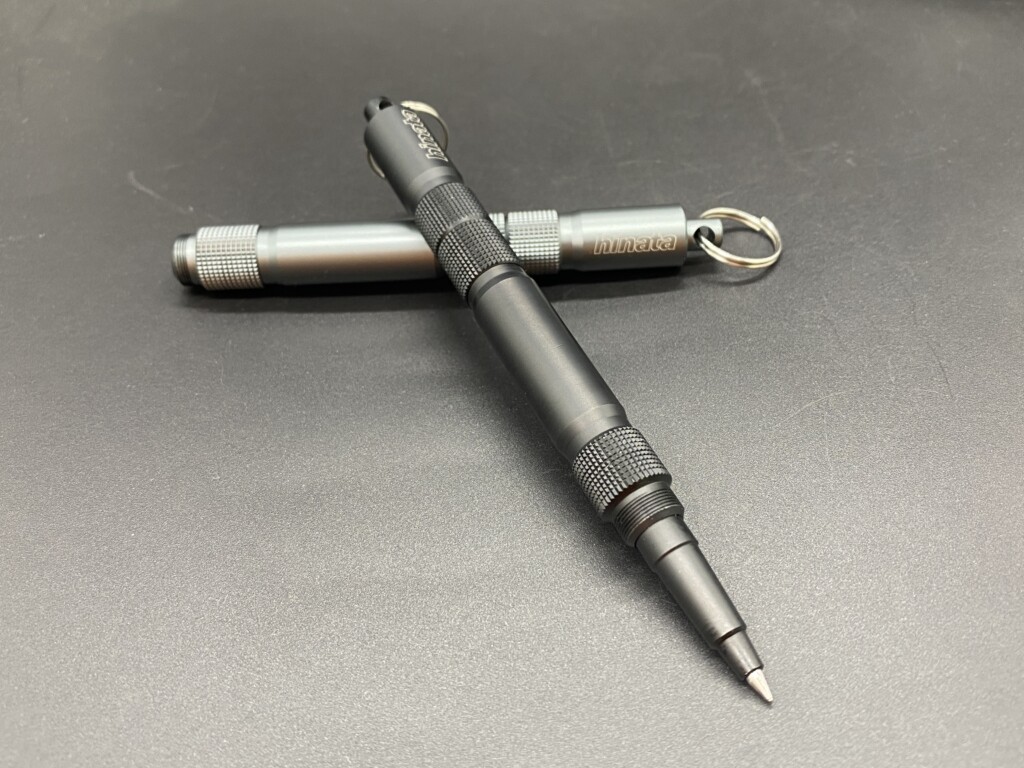 hinata HANGING PEN1